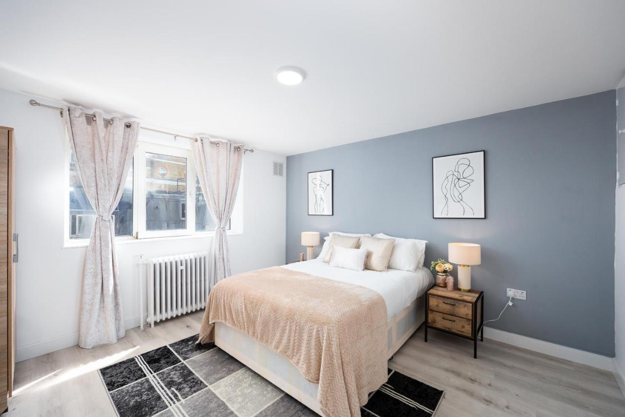 Spacious 4 Bedroom House Next To Kensington Palace ลอนดอน ภายนอก รูปภาพ