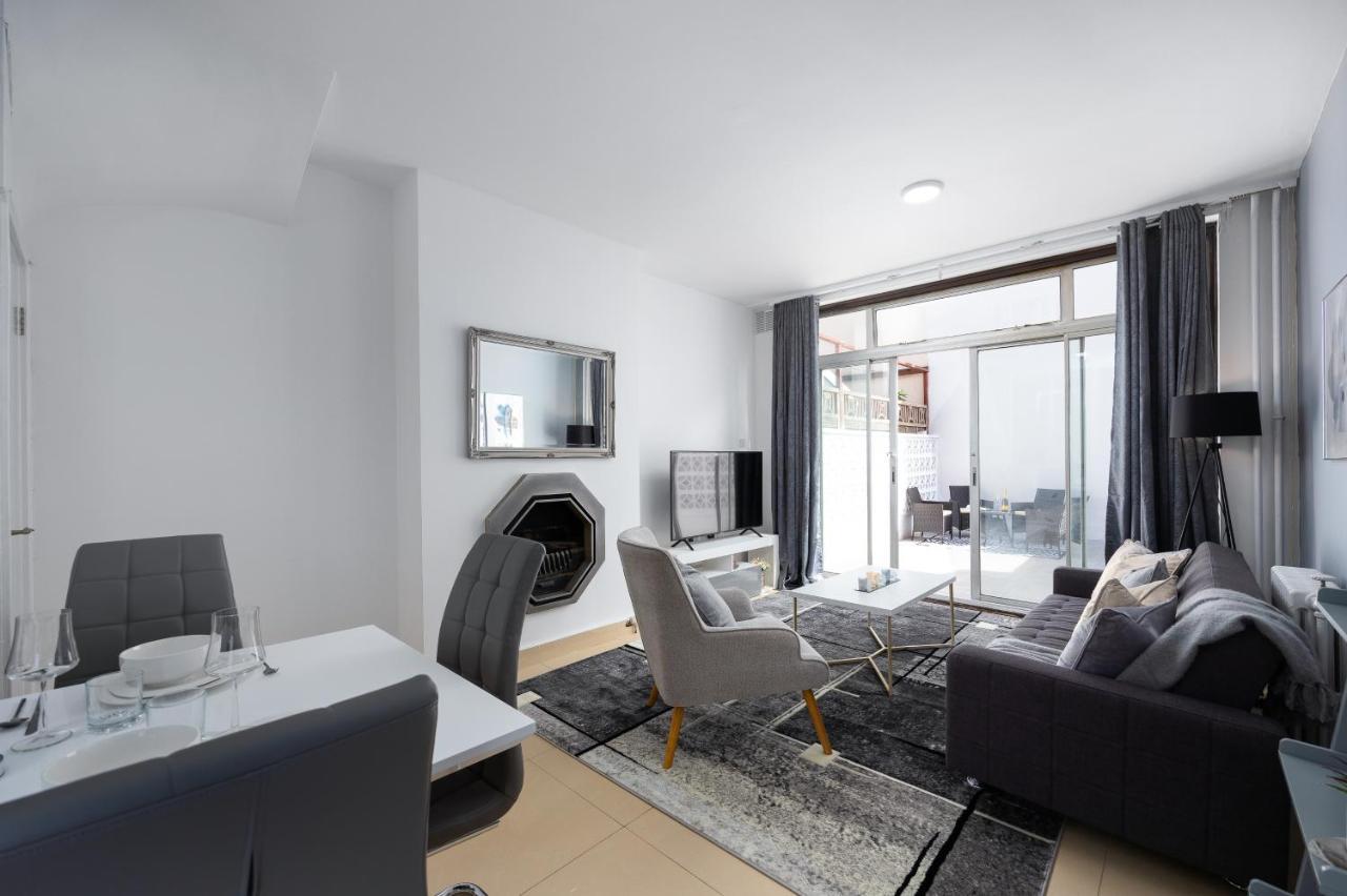 Spacious 4 Bedroom House Next To Kensington Palace ลอนดอน ภายนอก รูปภาพ